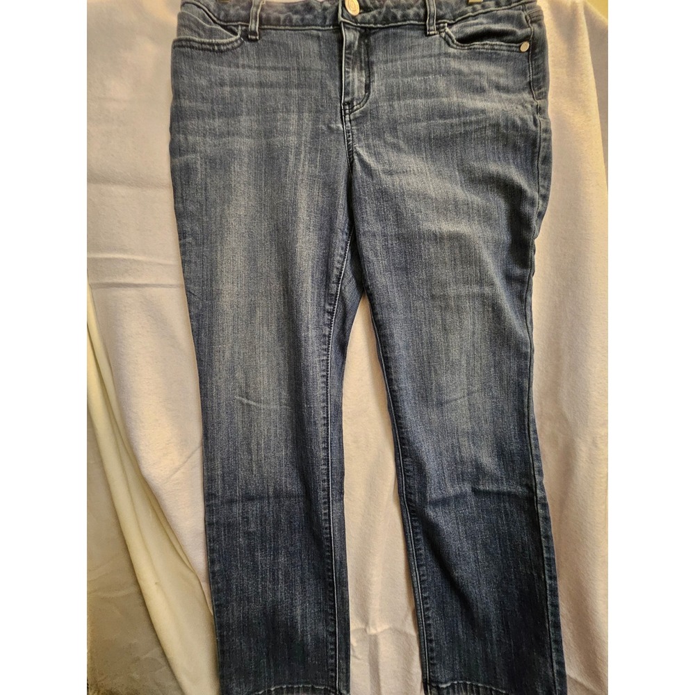 Simply Vera Vera Wang Straight Leg Mid Rise Jeans Medium Wash 14P 910